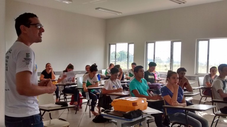 Semana de Ciência e Tecnologia 2016 Semana de Ciência e Tecnologia 2016