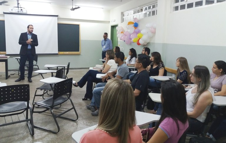 Especialização em Docência para a Educação Profissional, Científica e Tecnológica Especialização em Docência para a Educação Profissional, Científica e Tecnológica