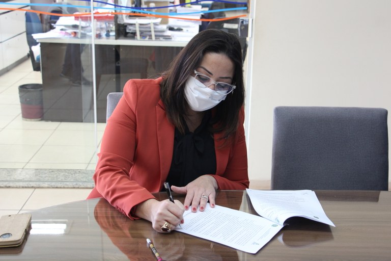 assinatura-do-contrato2