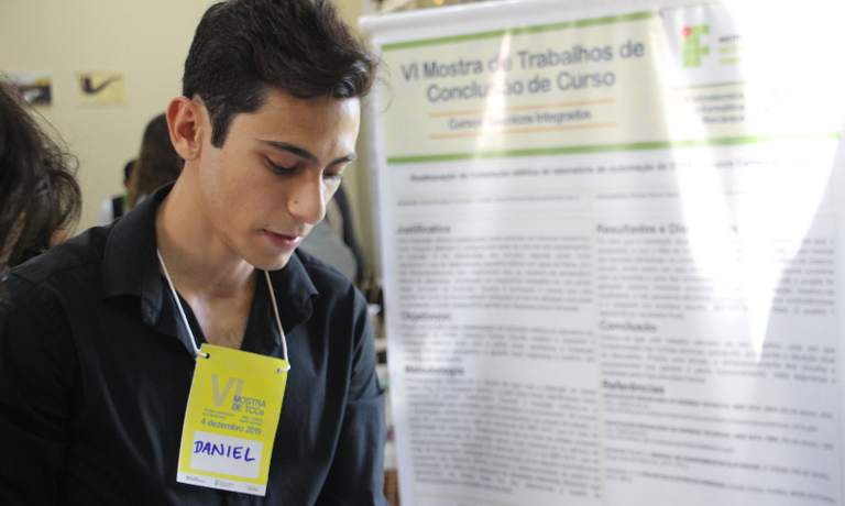 Mostra TCCs