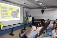 Palestra com o psiquiatra Heverllyn Saraiva tratou da prevenção ao suicídio e valorização da vida