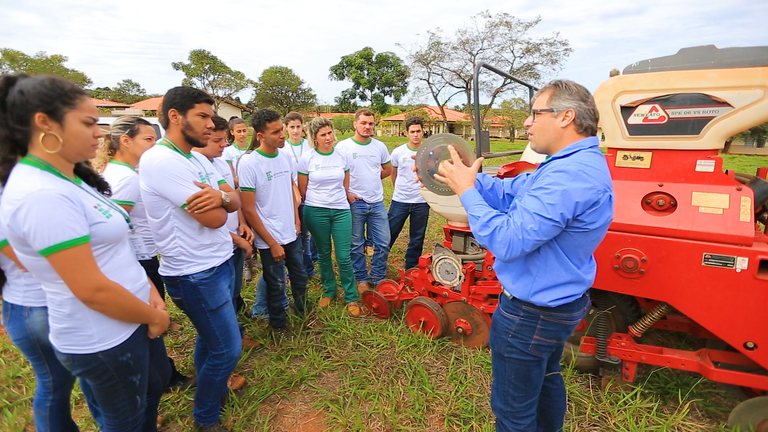 Cursos de Agronomia recebem nota 4 do MEC Cursos de Agronomia recebem nota 4 do MEC