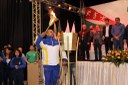 Pira foi acesa pelo atleta e medalhista olímpica Carlos Honorato, medalha de prata em Sidney-2000.