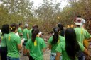 Trilha ecológico motivou participantes a identificar componestes químicos de materiais