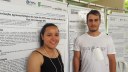 Thais e Emanuel estudam como produzir milho mais resistente
