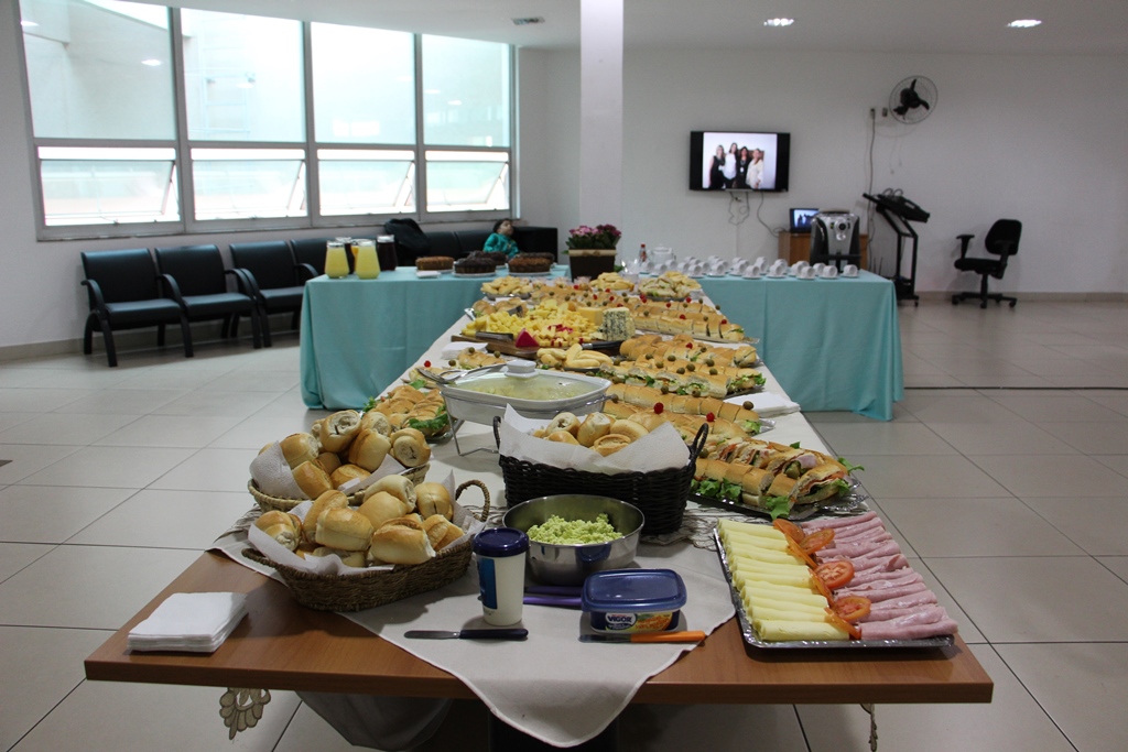Café da manhã do mês de julho em comemoração aos aniversariantes
