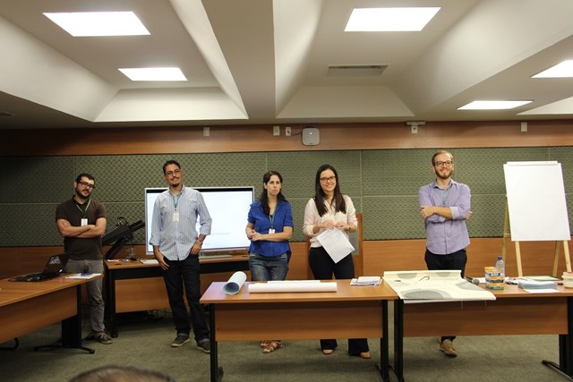 Comunicadores abordam as competências e atividades da Assessoria Comunicadores abordam as competências e atividades da Assessoria