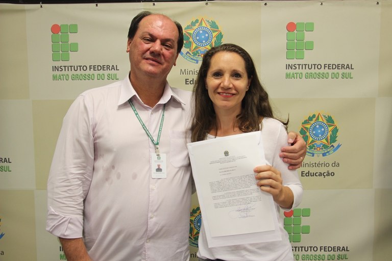 Flávia Heloísa da Silva Flávia Heloísa da Silva