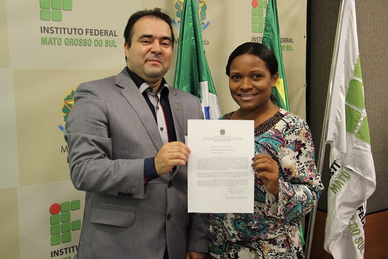Maria Conceição Jorgino Elias - Assistente de Alunos - Campus Jardim Maria Conceição Jorgino Elias - Assistente de Alunos - Campus Jardim