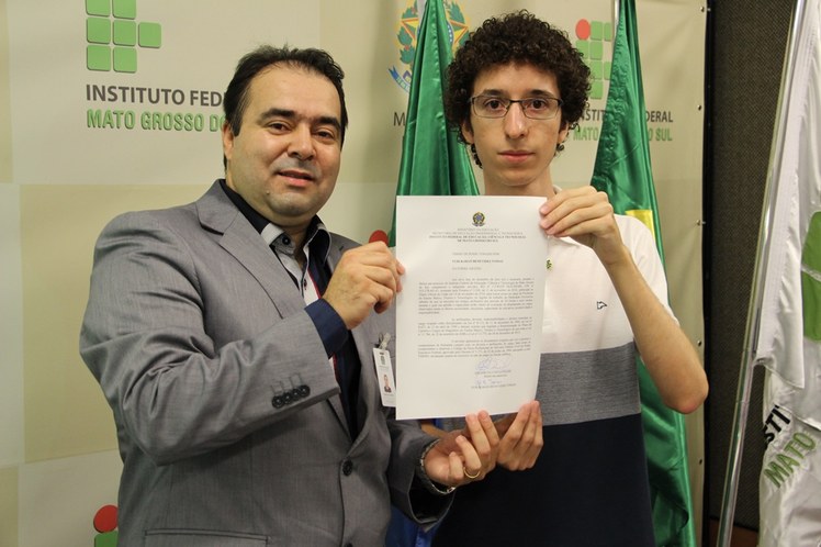 Yuri Karan Benevides Tomas - Professor - Campus Dourados