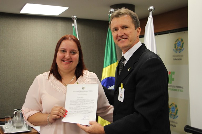 Aline Cristina Sabadini - Professora - Campus Aquidauana