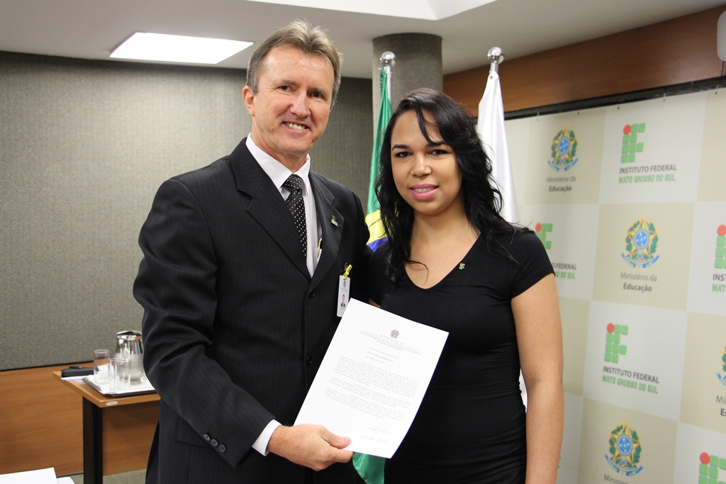 Suely Lopes Rodrigues - Auxiliar em Administração - Campus Aquidauana