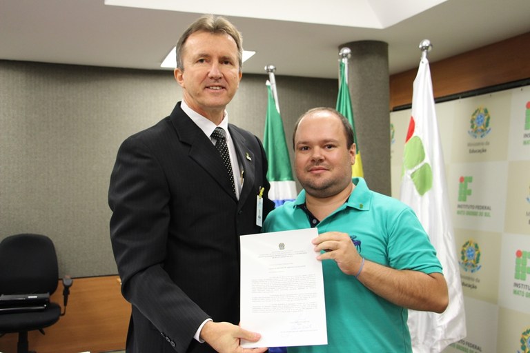 Julio Aparecido de Arruda Cavalcante - Assistente em Administração - Campus Coxim Julio Aparecido de Arruda Cavalcante - Assistente em Administração - Campus Coxim
