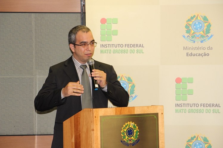 Ápio Carnielo e Silva