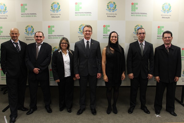 Diretores eleitos e Luiz Simão Staszczak Diretores eleitos e Luiz Simão Staszczak