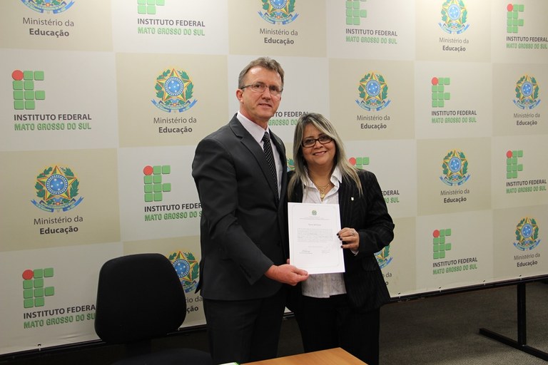 Hilda Ribeiro Romero e Luiz Simão Staszczak Hilda Ribeiro Romero e Luiz Simão Staszczak