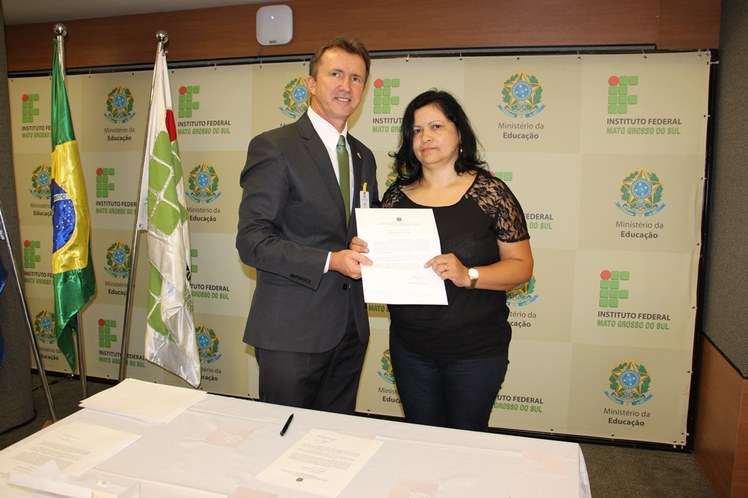 Rosemary Sanches Ramires - Assistente de Alunos - Campus Ponta Porã