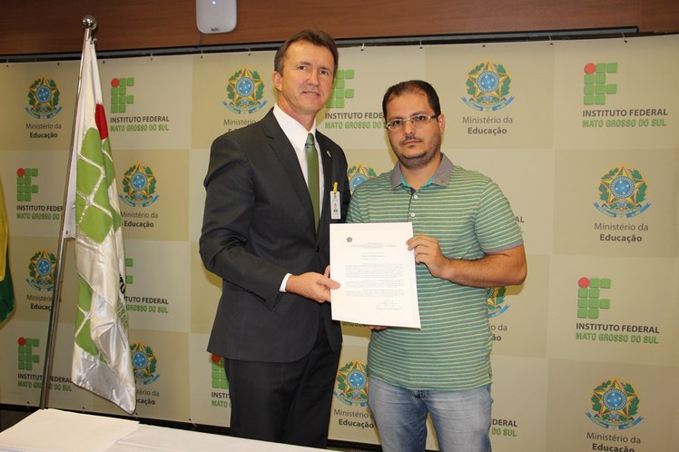 Thiago Castilho Clemente - Professor - Campus Ponta Porã