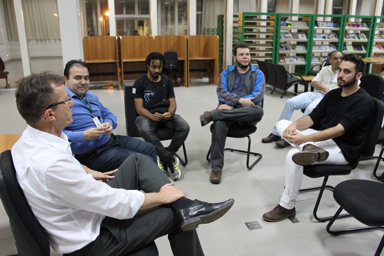 Reunião para tratar das questões de ensino do Campus Aquidauana (agosto/2016) Reunião para tratar das questões de ensino do Campus Aquidauana (agosto/2016)