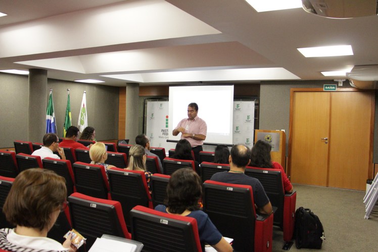 Reunião com diretores de Ensino dos campi 