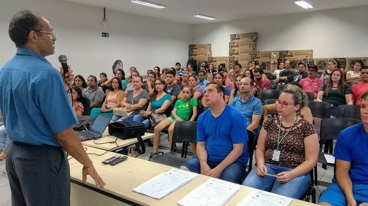 Reunião de pais dos estudantes ingressantes dos cursos médio integrados