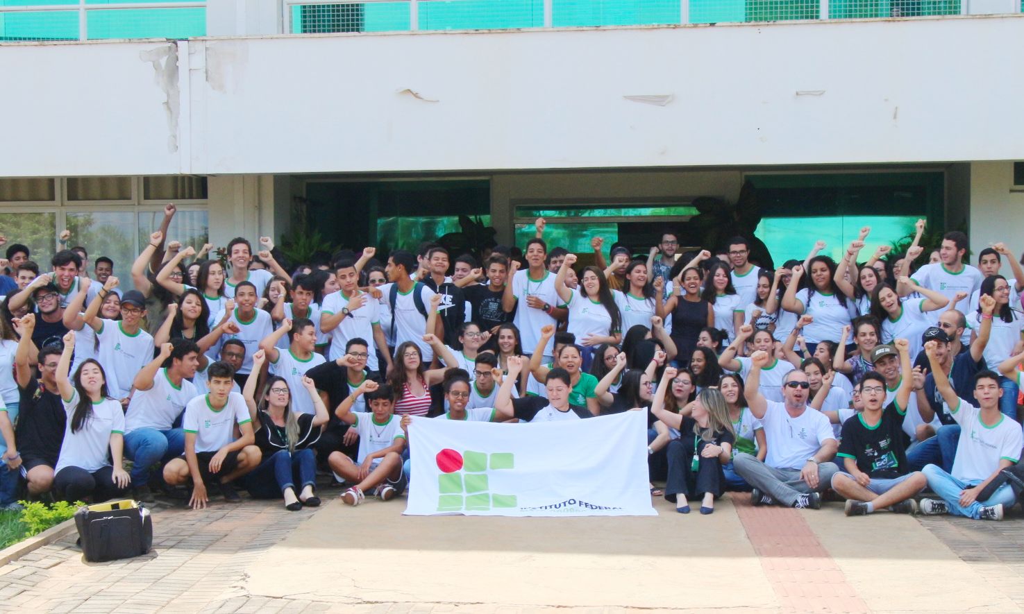 Abraço pela Educação Três Lagoas 1