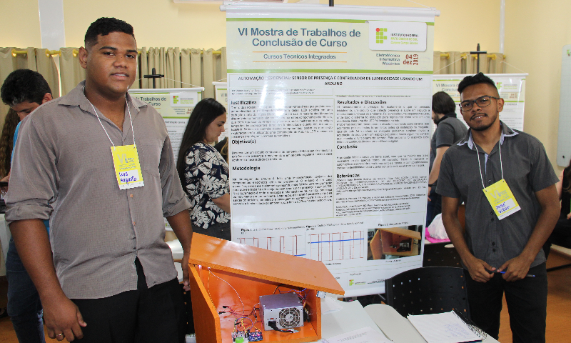 Mostra TCCs