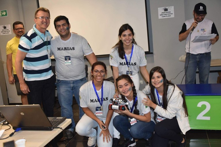 Inserção de mulheres em "área masculina" é tema de pesquisa Inserção de mulheres em "área masculina" é tema de pesquisa