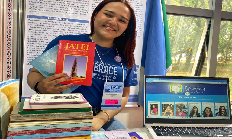 Estudante Edilaine