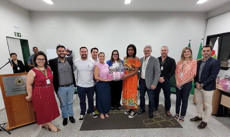 senadora-soraya-no-campuscg (5).jpg