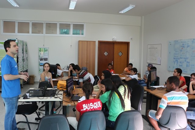 Um dos responsáveis pela oficina em Ponta Porã é o professor Guilherme Princival - Foto: Ascom/IFMS Um dos responsáveis pela oficina em Ponta Porã é o professor Guilherme Princival - Foto: Ascom/IFMS
