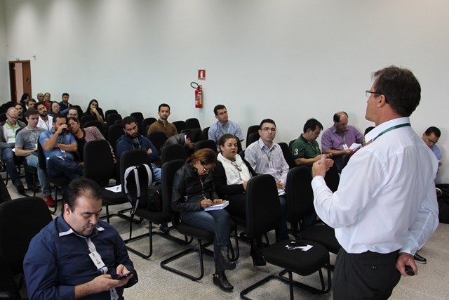 Reitor se reuniu com servidores e estudantes na quarta e quinta-feira, 17 e 18 - Foto: Ascom/IFMS