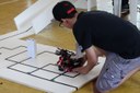 Robôs sao montados e programados pelos estudantes - Foto Campus Ponta Pora.JPG