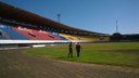 Chefes de delegação e dirigentes em visita ao Estádio Pedro Pedrossian, o Morenão. Foto: Arquivo pessoal