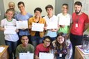 Estudantes receberam do IFMS menção honrosa pela aprovação no concurso - Foto: Campus Corumbá