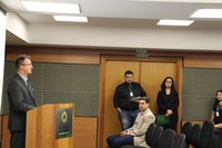 Palestra "Liderança para alcançar resultados" realizada na reitoria com transmissão por videoconferência para os campi
