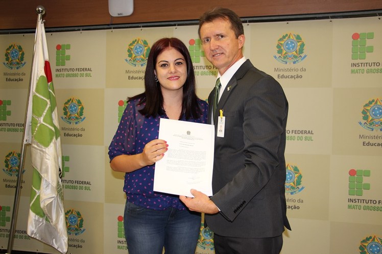 Luana De Siqueira Brasil - Professor - Campus Nova Andradina